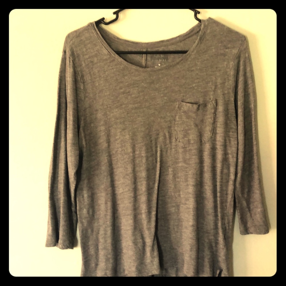 3/4 sleeve tee shirt